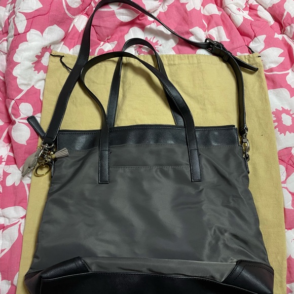Anne Klein bag - good condition. Bought for $400 selling for $80 - Picture 2 of 3